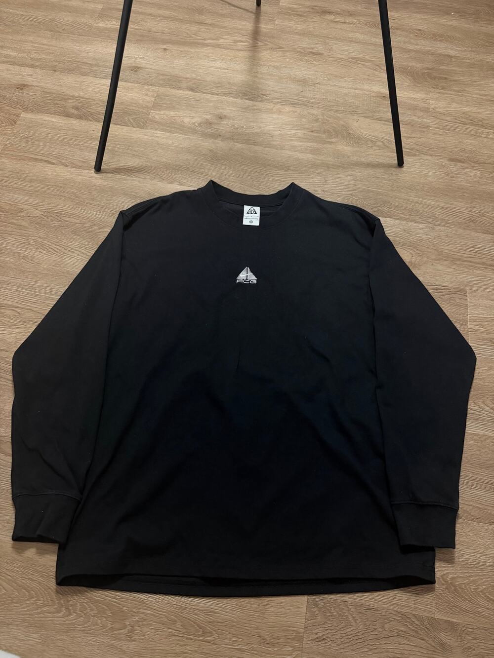 Nike ACG Long Sleeve Shirt Black Mini Logo Outdoor Hiking Trail Tee Size Large